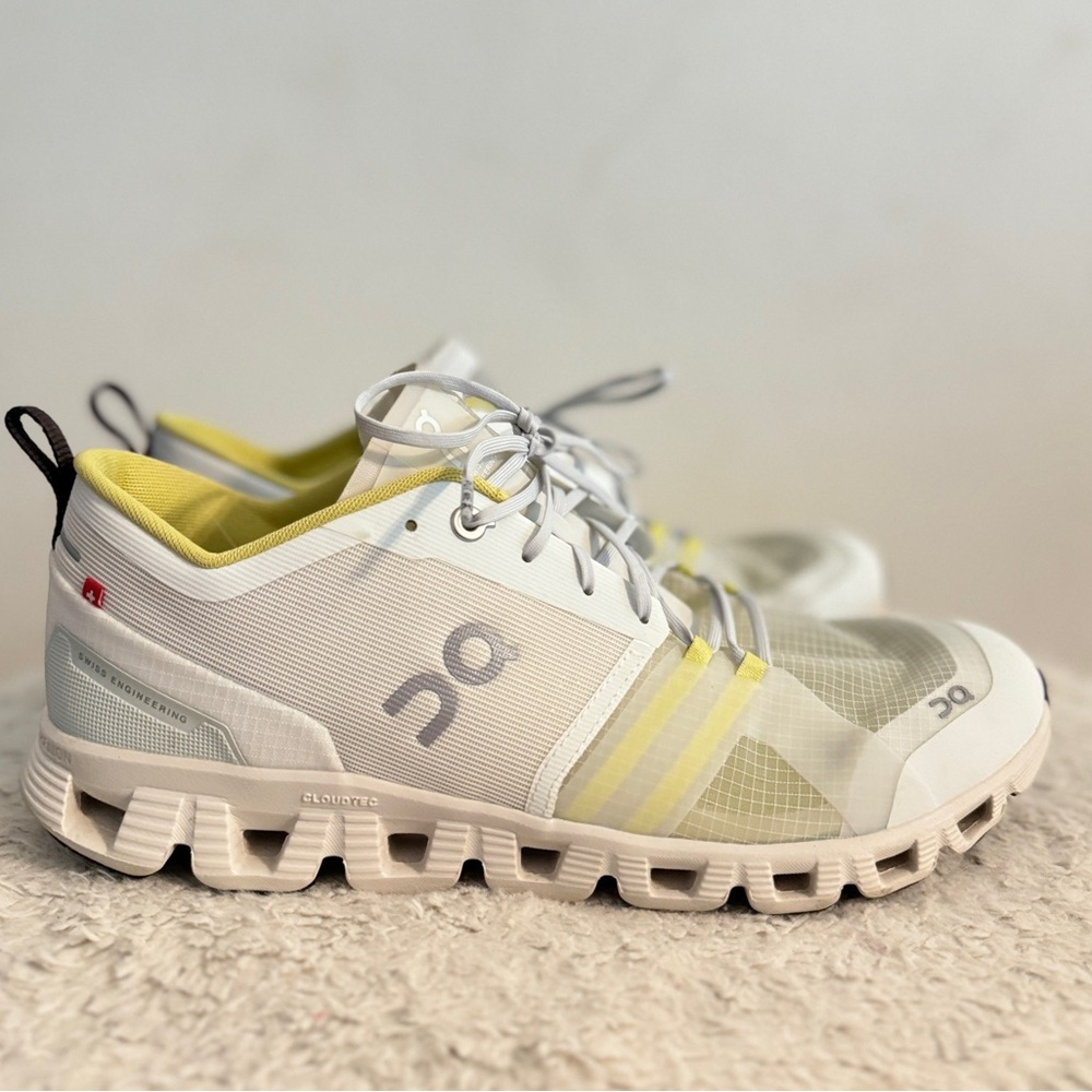 On Cloud X Shift Running Shoes Men’s 9 Women’s 10 - image 1